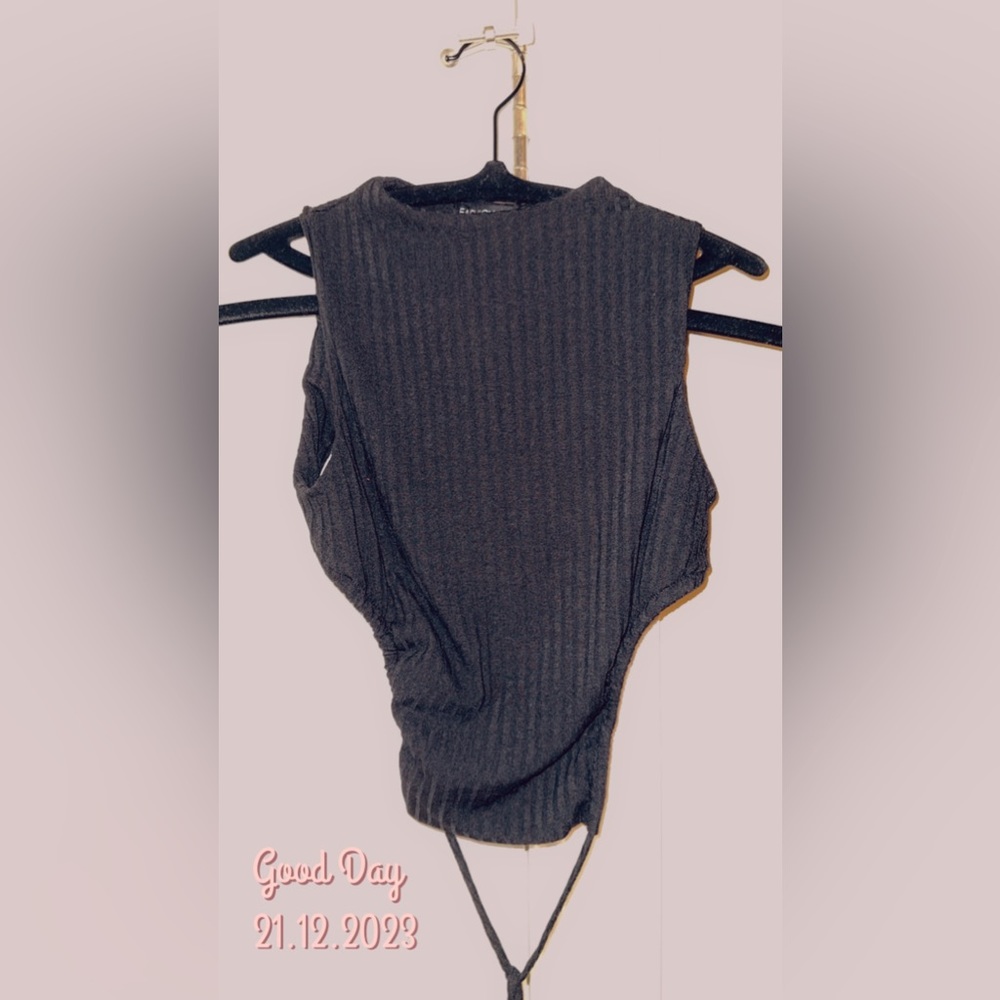 Fashion Nova Women’s Top - Black